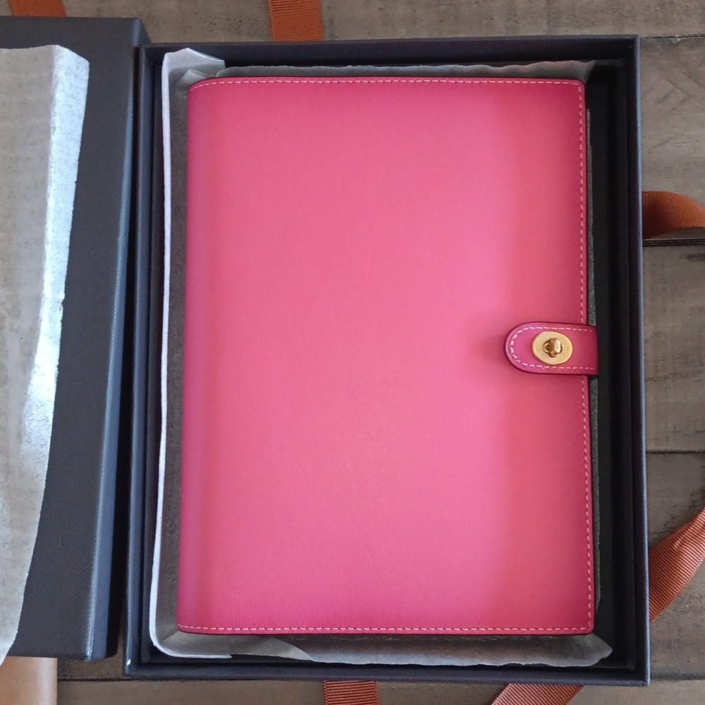 Coach turnlock notebook confetti pink